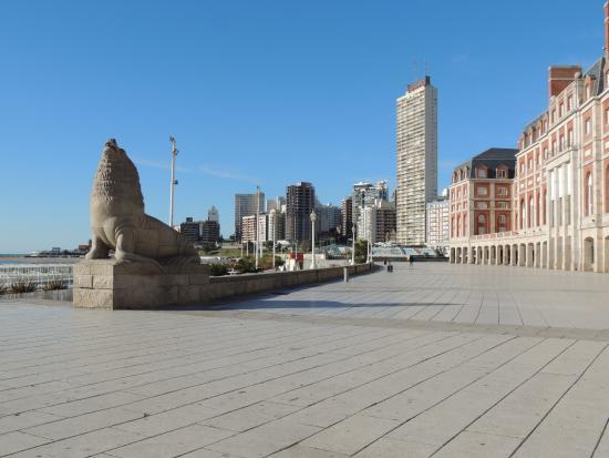 Monumento Lobos Marinos